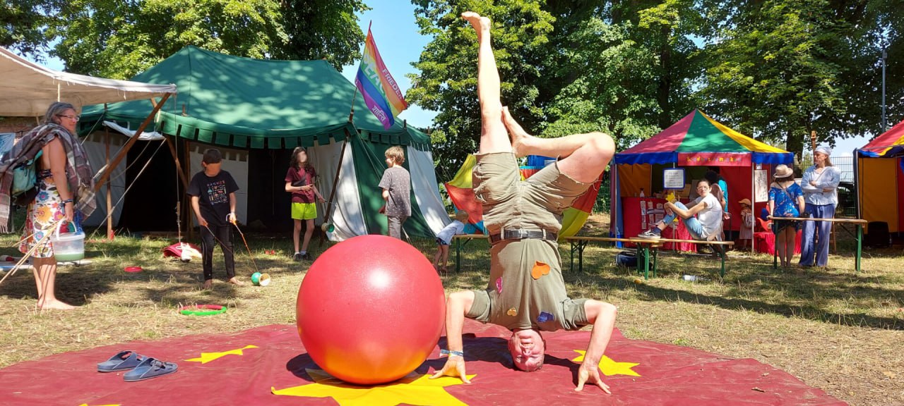 Lille-kopfstand Lille im Kopfstand